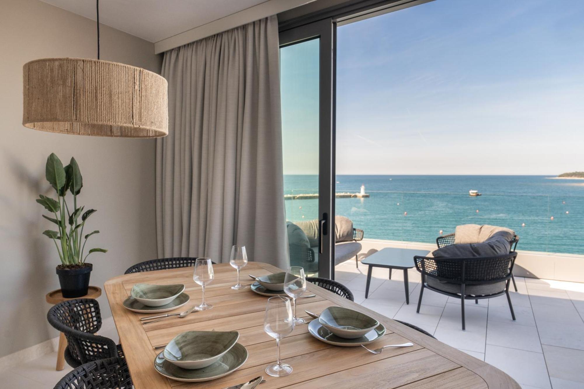 Novigrad Istria Blu Mare Hotel מראה חיצוני תמונה